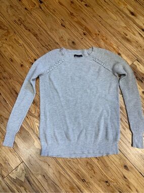 American Eagle Outfitters Light Heather Gray Ribbed Crewneck Sweater
